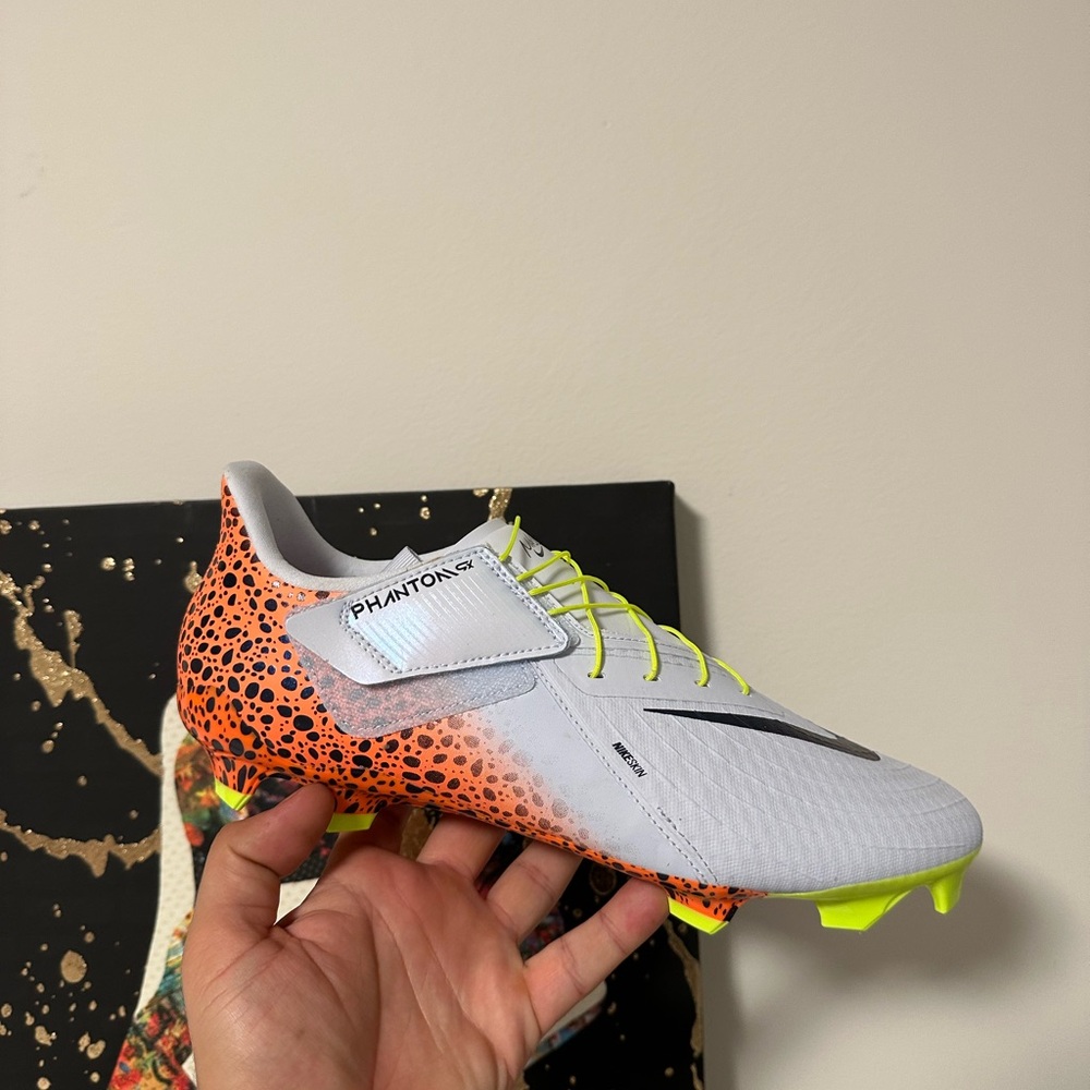 Nike PHANTOM GX II ACAD EASE FGMG us 10.5 soccer